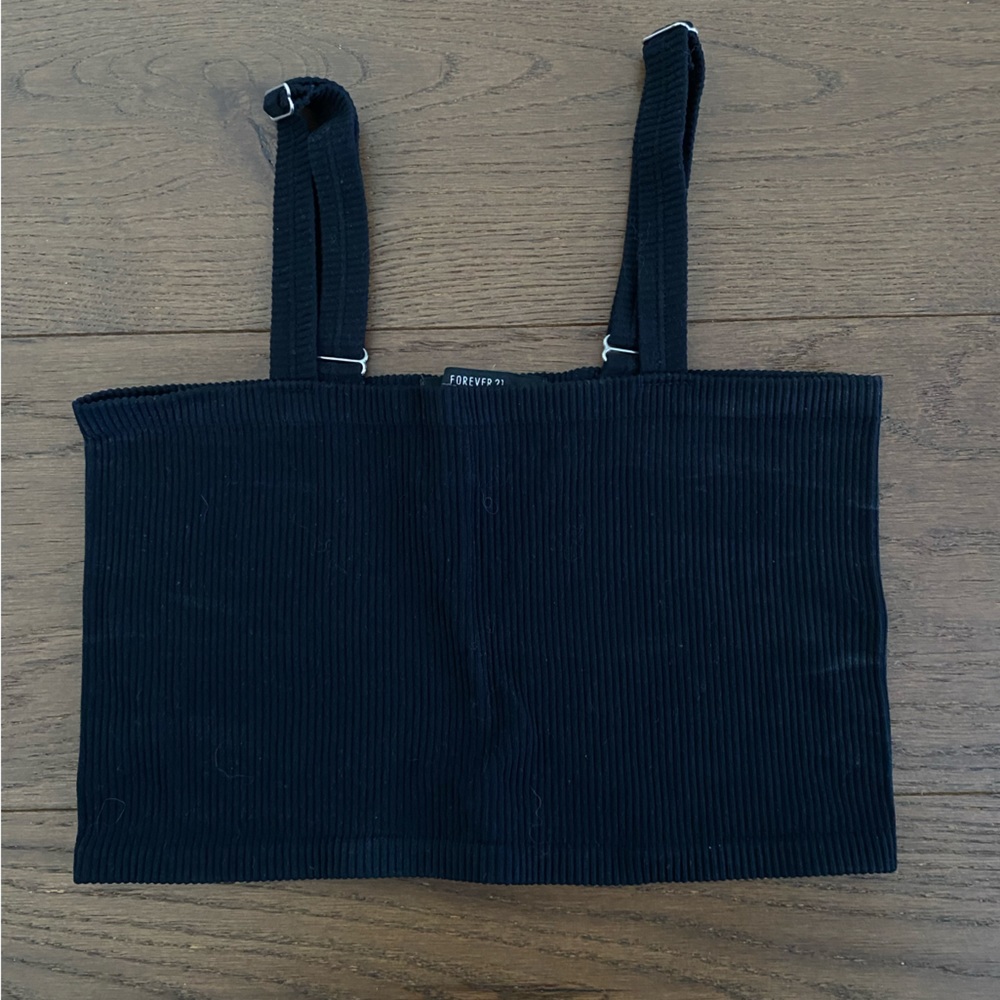 forever21 - plain black cropped tank